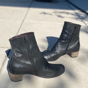 coclico cally black leather boot